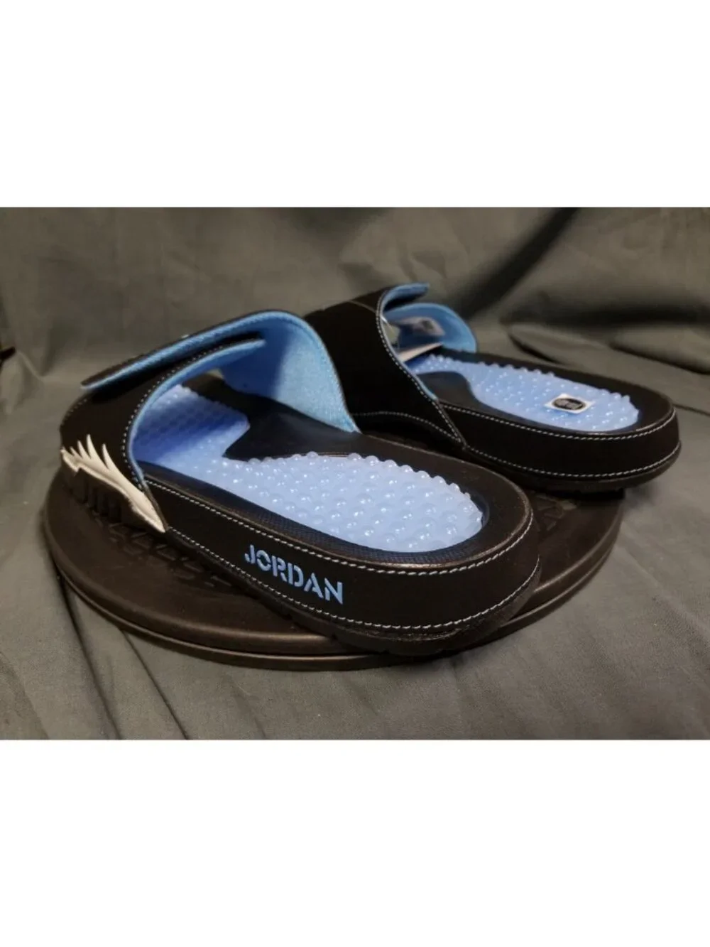 Jordan Hydro V Retro Sandals Black/Blue/White 555501 004 Mens Size 8 NEW w/TAG